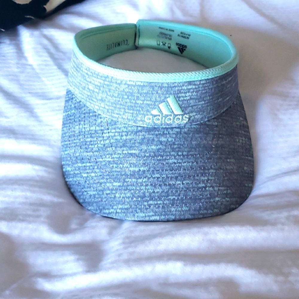 NEW Adidas visor